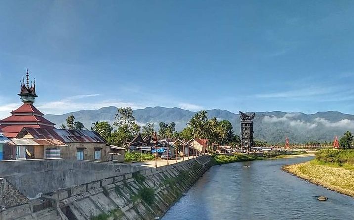 Leluasa Melihat Keanggunan Gunung Kerinci Dari Kawasan Seribu Rumah Gadang