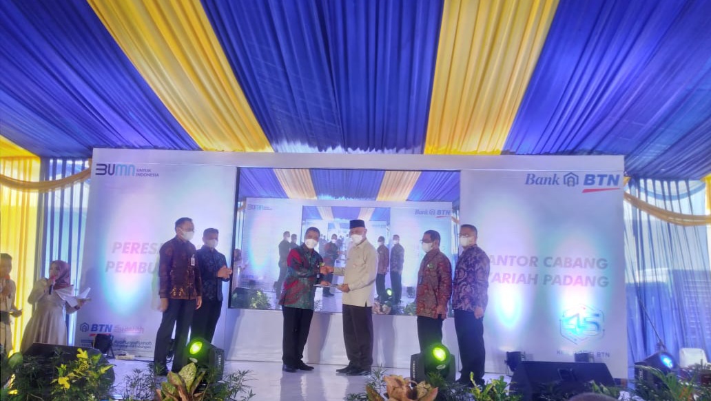 Dukung Ekonomi Sumbar Bank BTN Buka Kantor Cabang Syariah Di Padang