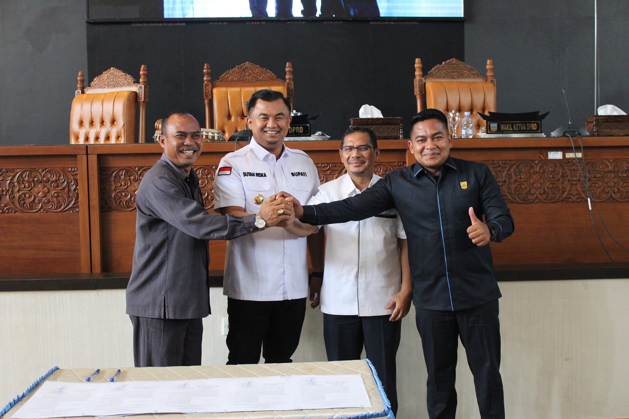 DPRD Dharmasraya Sahkan Ranperda Tentang Perubahan APBD Tahun Anggaran 2023