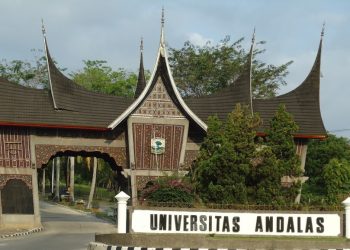 Gerbang kampus Universitas Andalas. (Foto: unand.ac.id)