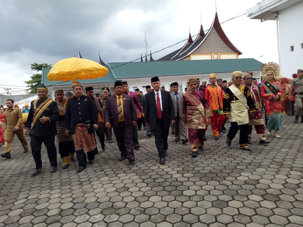 Saat Dharmasraya, Solsel dan Pasbar Ulang Tahun Serentak