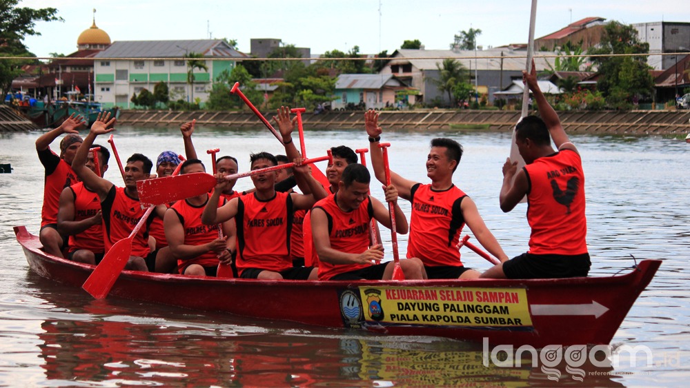 Selaju Sampan Dayuang Palinggam, Olahraga Tradisional Sejak Zaman Kolonial Belanda