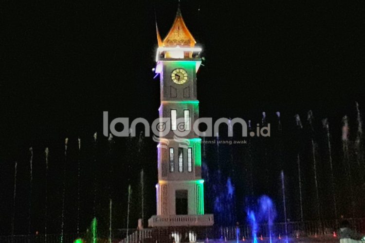 Jam Gadang, Bukittinggi, Sumatra Barat. (Foto: Syahrul R)