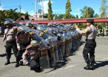 Latihan pengendalian massa di Polres Pasaman Barat. (Foto: tribratanews.sumbar.polri.go.id)