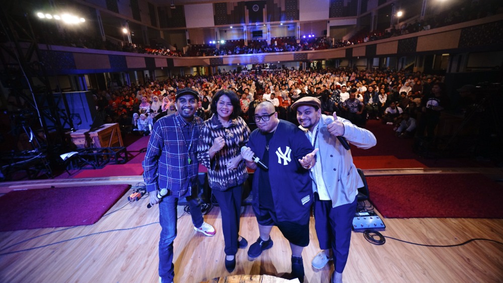 Tompi dan Glenn Bicara Suara Penentu Bersama Narasi TV di UNP