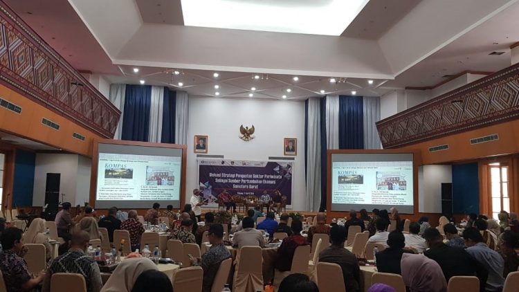 Diskusi mengenai pengembangan pariwisata Sumbar oleh Bank Indonesia. Foto: Hery Sikumbang