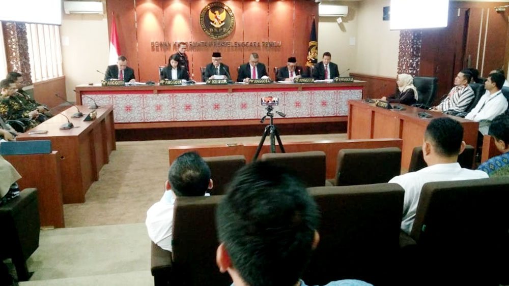 Bertemu Jubir Capres, Ketua KPU Pariaman Diberhentikan dari Jabatan