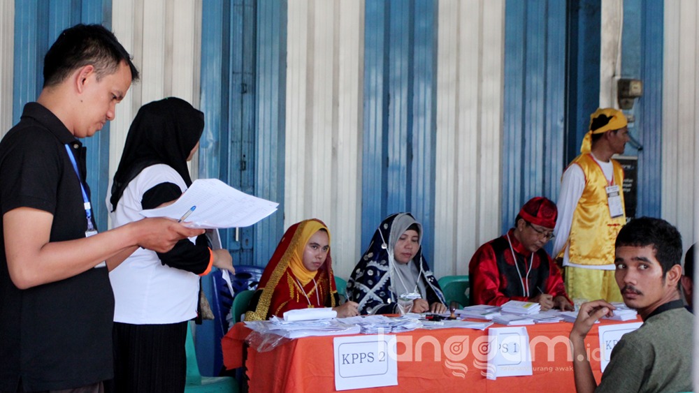Budaya Minang, Tionghoa dan India Warnai TPS Pondok di Padang