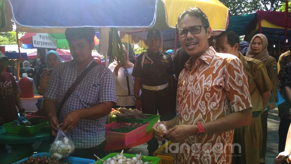 Pasar Rakyat Pemprov Sumbar Untuk Warga Kurang Mampu