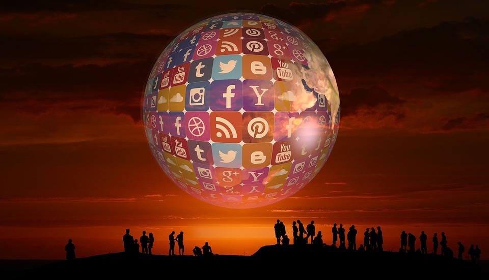 Ada pepatah lama yang berbunyi, “Sedia payung sebelum hujan”. Sayangnya, bagi Generasi Z (GenZ), payung itu kadang terlupakan