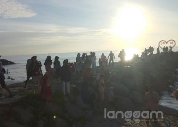 Kawasan pantai Padang yang juga menjadi salah satu tempat ramai dikunjungi masyarakat jelang ramadan