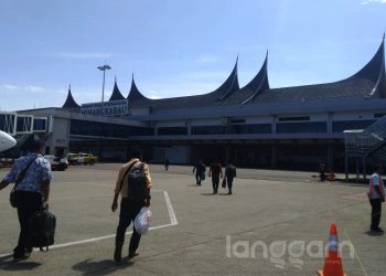 Bandara Minangkabau Tutup, aturan perjalan