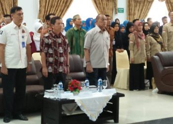 Pelepasan 14.539 mahasiswa dari 11 kampus di Sumatra Barat (Sumbar) yang mengikuti Kuliah Kerja Nyata Pembelajaran Pemberdayaan Masyarakat (KKN-PPM). (Foto; sumbarprov.go.id)