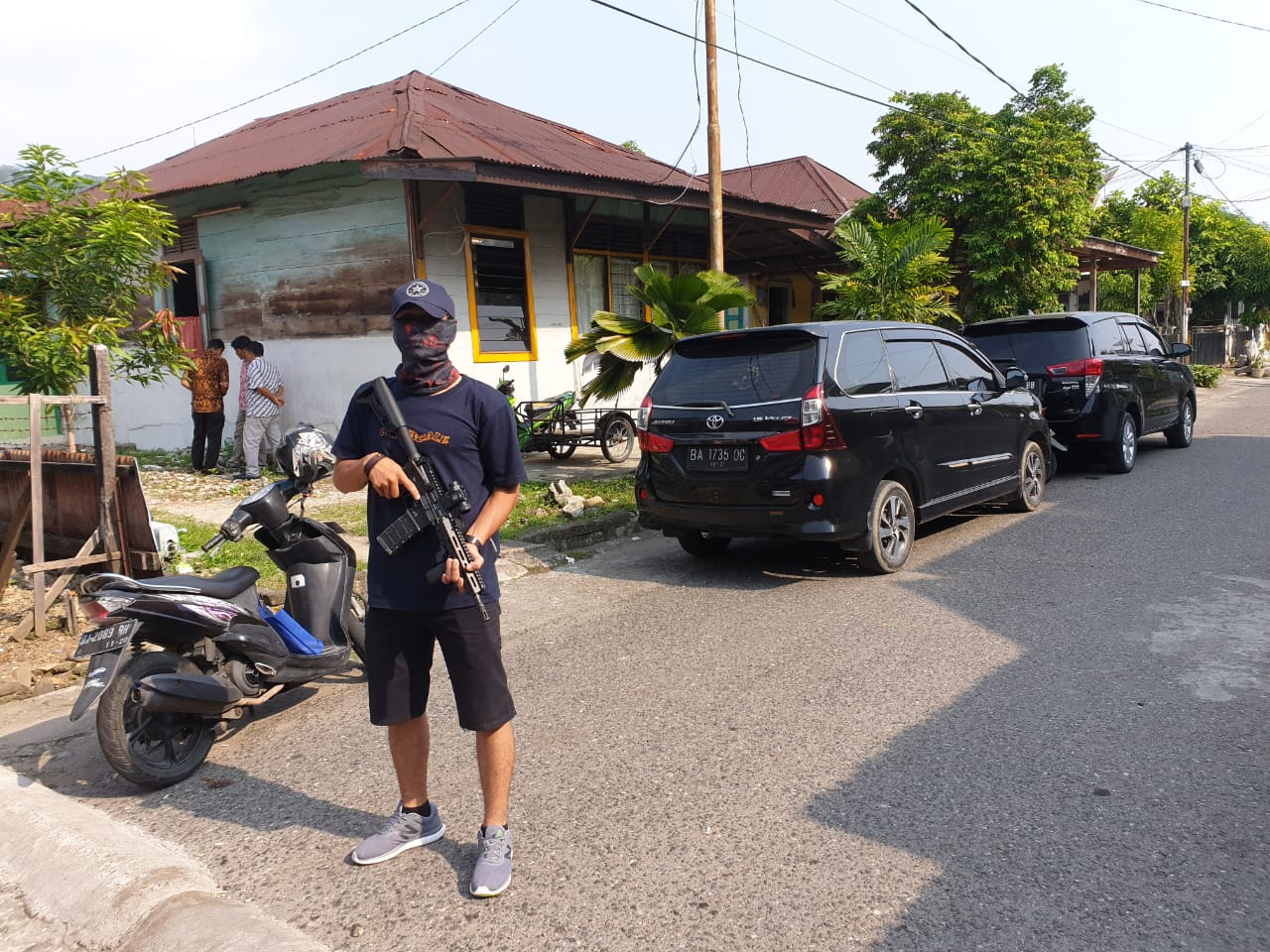 Rumah Seorang Warga Padang Digeledah Densus 88