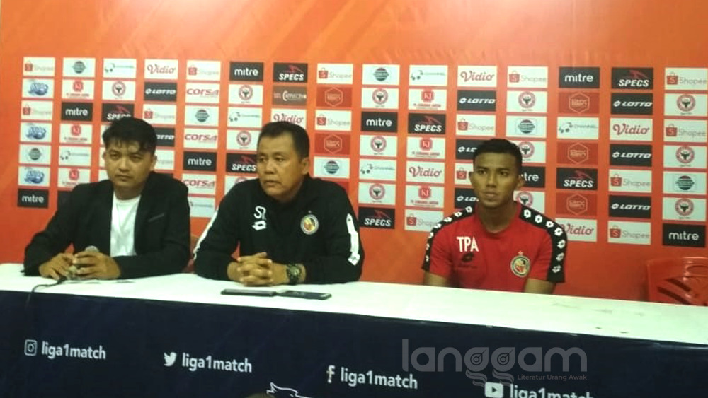 Syafrianto Rusli Mengundurkan Diri dari Semen Padang FC