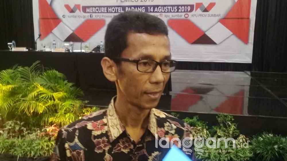 KPU Sumbar Tetapkan 65 Anggota Terpilih DPRD Provinsi