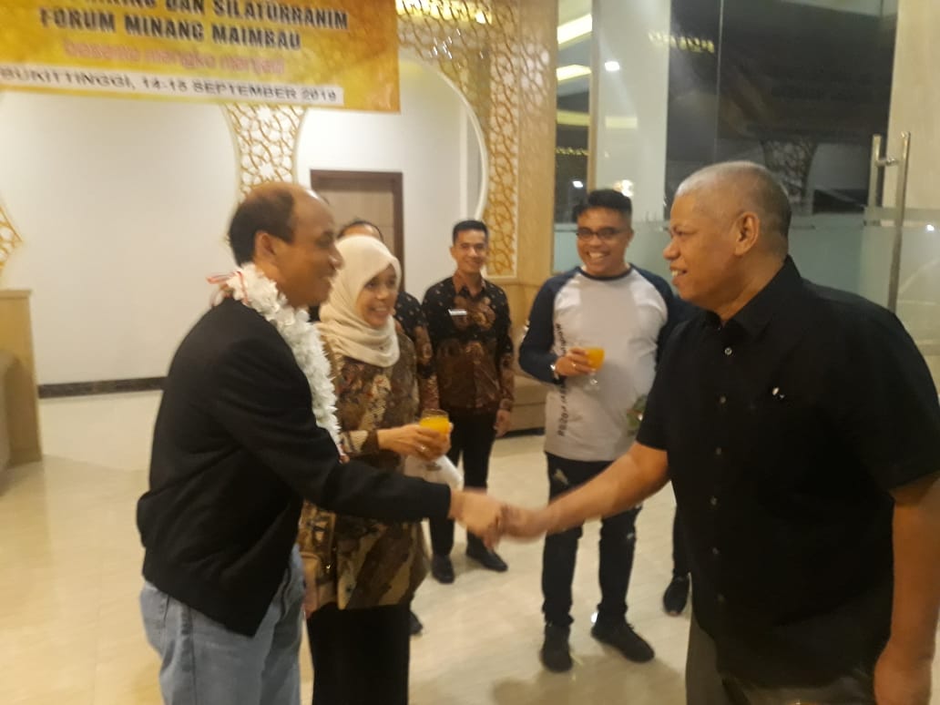 Hadiri Forum Minang Maimbau, Arcanda Tahar Jajal Objek Wisata Bukittinggi