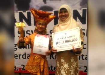 Mariza Ilfani (12), siswi SDN 02 Ranah Batahan, Kabupaten Pasaman Barat, Sumatra Barat (Sumbar) berhasil meraih juara favorit Lomba Bercerita siswa dan siswi SD/MI Tingkat Nasional yang digelar oleh Perpustakaan Nasional (ist)