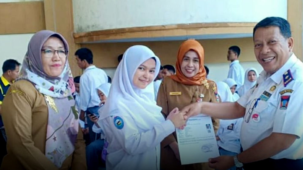 Disdukcapil Padang Datangi Sekolah untuk Perekaman KTP Elektonik Bagi Pelajar