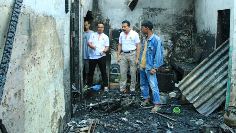 Santuni Korban Kebakaran, Ini Harapan Kapolda Sumbar
