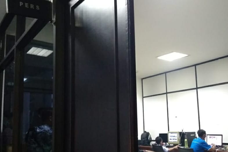 Dipenuhi Wartawan, Media Center DPRD Sumbar Bebas dari Amukan Demonstran