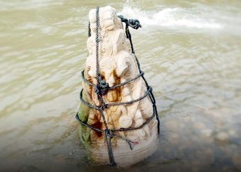 Patung yang ditemukan warga Pasaman, diduga peninggalan hindu abad ke-13 (Foto: Ist)