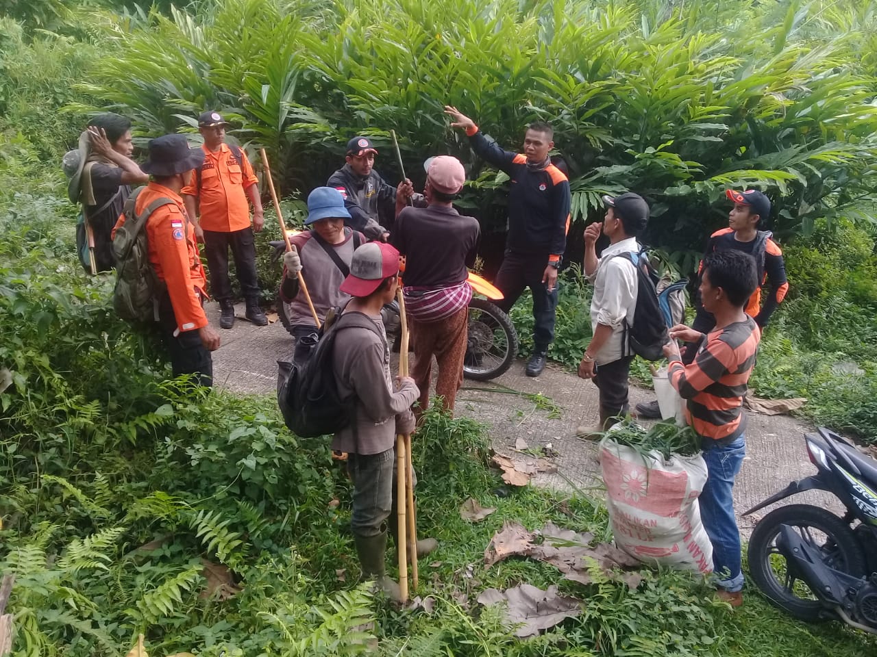 4 Hari Hilang, Pakaian Kakek yang Hilang di Hutan Agam Ditemukan