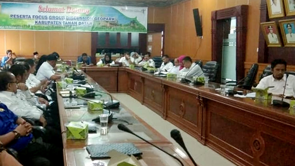 Danau Singkarak Dipersiapkan Menuju Geopark Nasional 2020