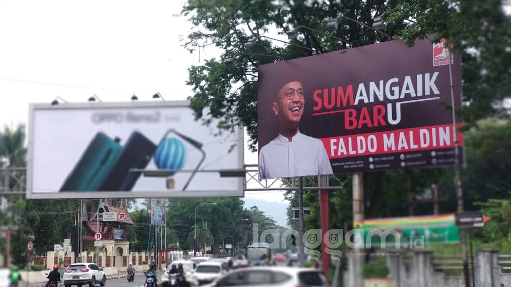 Setelah "Sumangaik Baru" di Baliho, Faldo Maldini Siapkan Pidato Politik