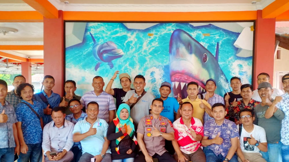 Kapolres Pessel Ajak Masyarakat Populerkan Rabab Pasisia