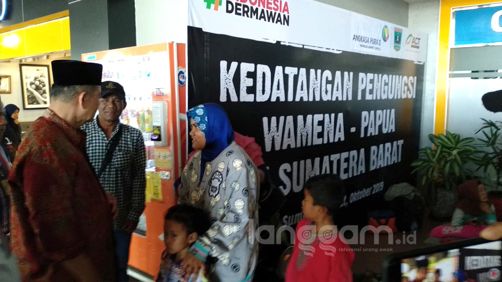 130 Perantau Minang Korban Kerusuhan Wamena Terima Bantuan dari Pemprov