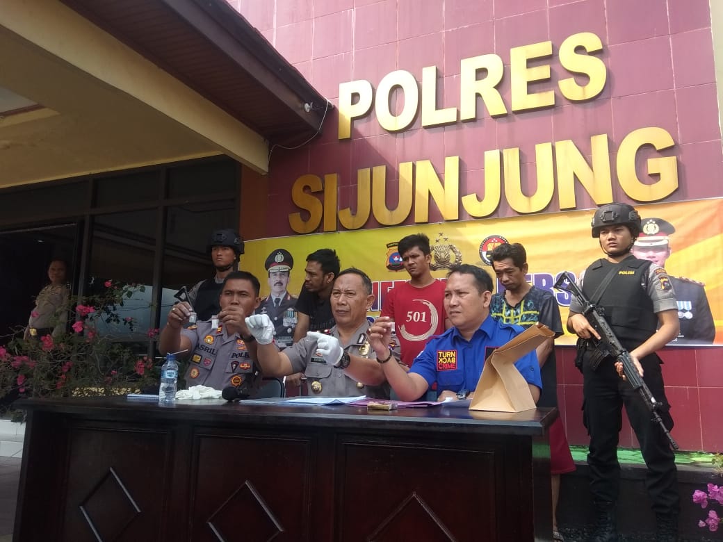 Sebulan, Polres Sijunjung Ringkus 3 Pengedar Sabu