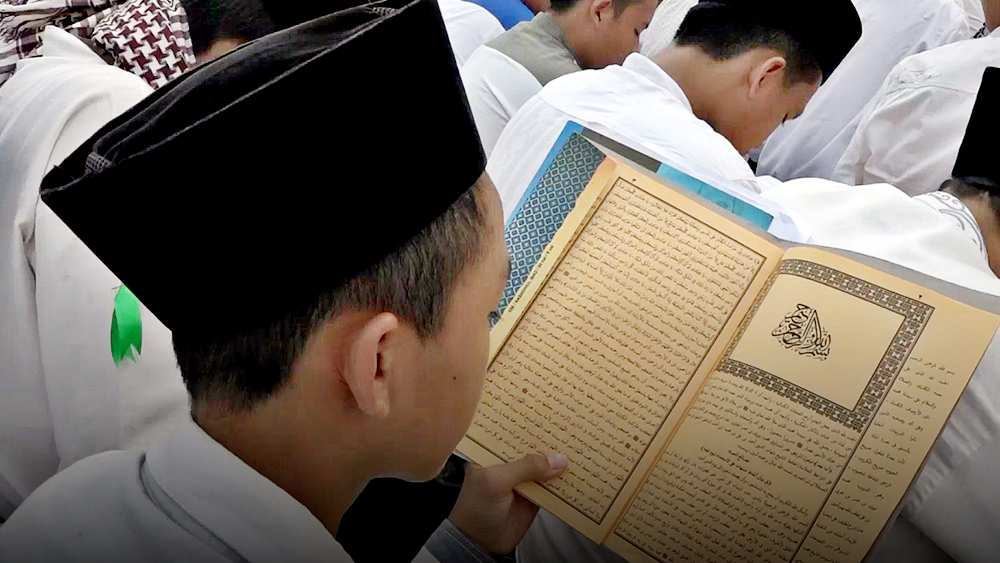 Bupati Agam Harapkan DPRD Bentuk Perda Pondok Pesantren