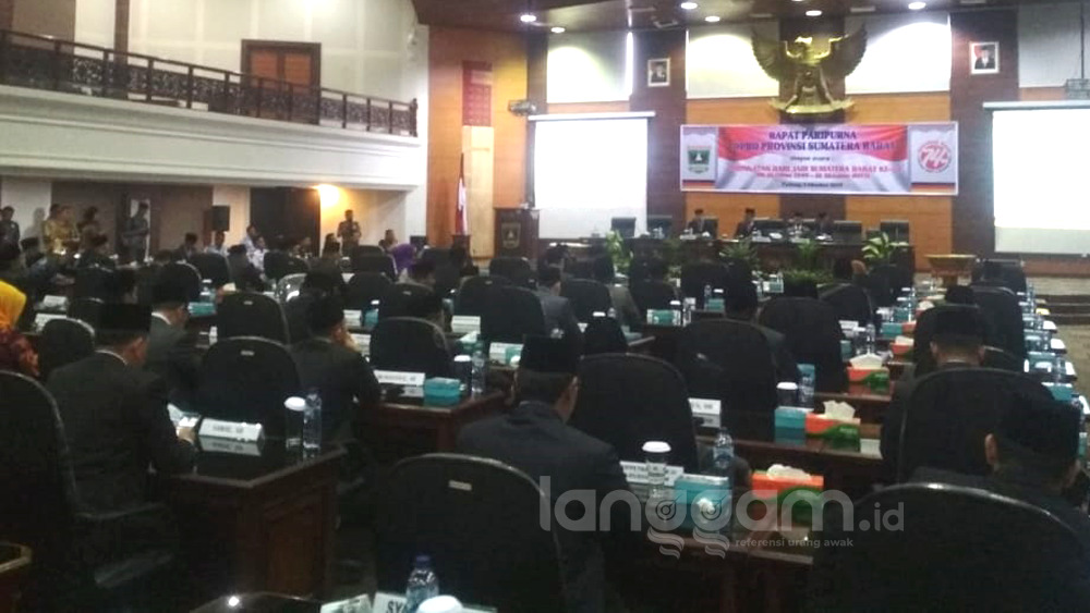 Perayaan Pertama HUT Sumbar, Pemprov Hanya Diwakili Sekdaprov