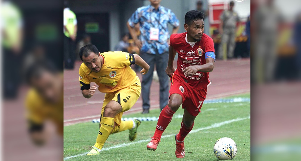 Babak Pertama, Persija Jakarta Unggul 1-0 Atas Semen Padang FC