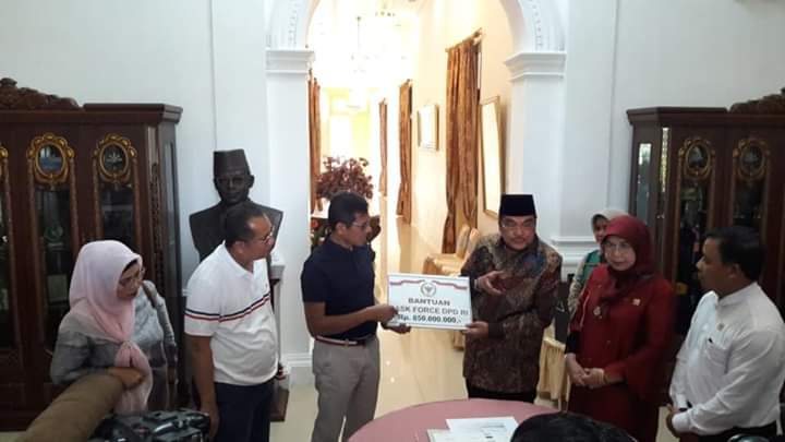 Anggota DPD Salurkan Bantuan untuk Korban Kerusuhan Wamena