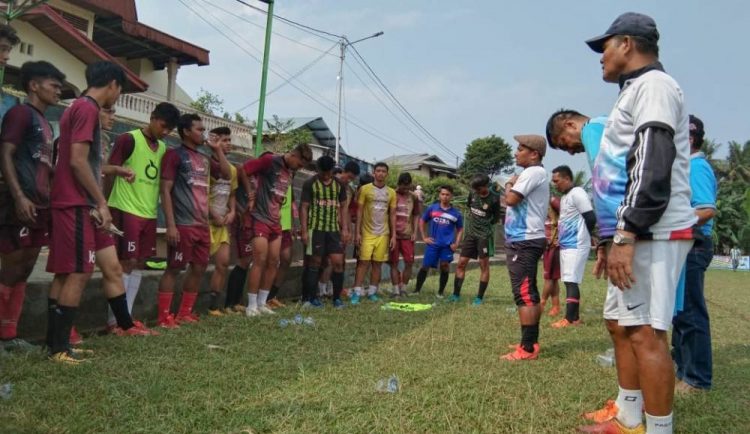 Tim sepak bola Sumbar di Porwil Bengkulu. (Foto: sumbarprov.go.id)