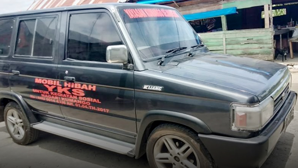 Perantau Nagari Kumango Tanah Datar Hibahkan Mobil untuk Operasional Nagari