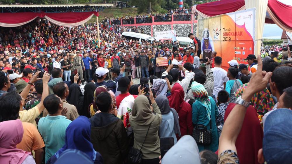 TdS di Kerinci Penuh Penonton, Berharap Tahun Depan Tetap Jadi Lintasan