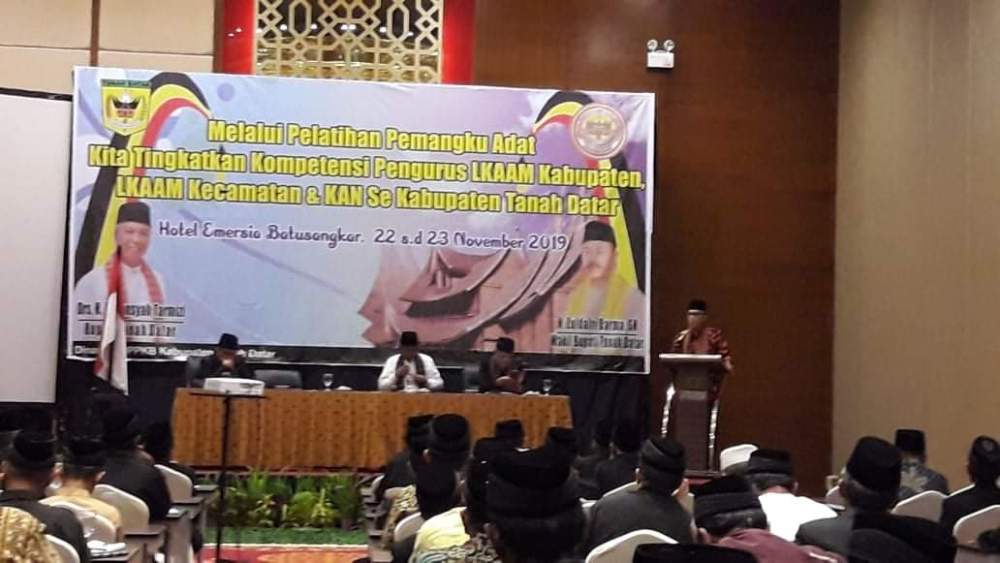 Bertemu 125 Ninik Mamak, Bupati Tanah Datar Harap Peningkatan Peran Lembaga Adat