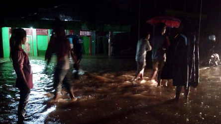 Banjir Genangi Puluhan Rumah Warga di Pasaman Barat