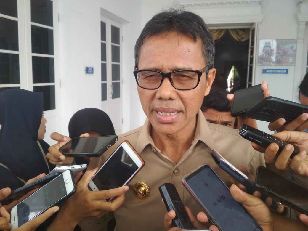 Gubernur Sumatra Barat, Irwan Prayitno komentari anggaran ke luar negeri