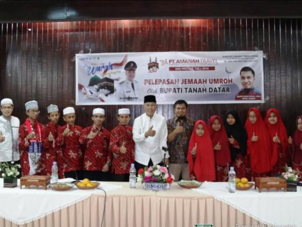 9 Hafiz dan 1 Petugas Masjid di Tanah Datar Berangkat Umrah