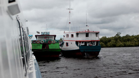 Kapal AntarPulau di Mentawai