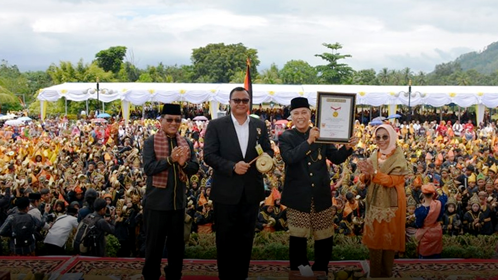 Atraksi "Talempong Pacik" di Tanah Datar Masuk Rekor Muri