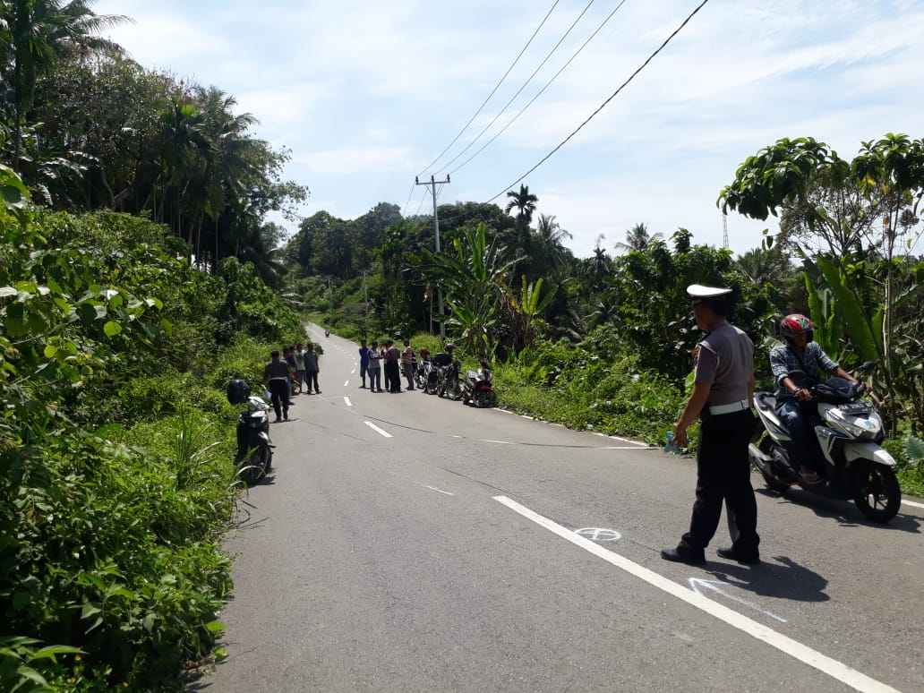 Jatuh dari Sepeda Motor, Warga Padang Meninggal di Jalan Baru Pantai Air Manis