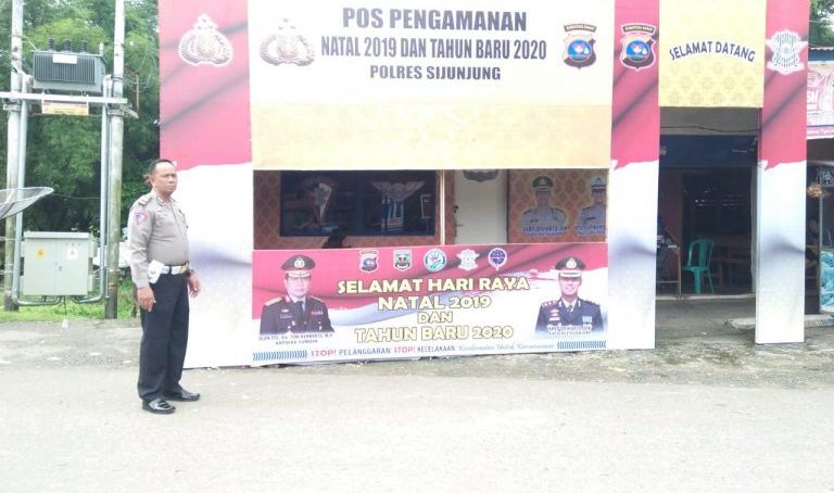 Polres Sijunjung membangun pos pengamanan natal dan tahun baru
