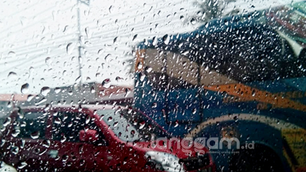 Ilustrasi Hujan