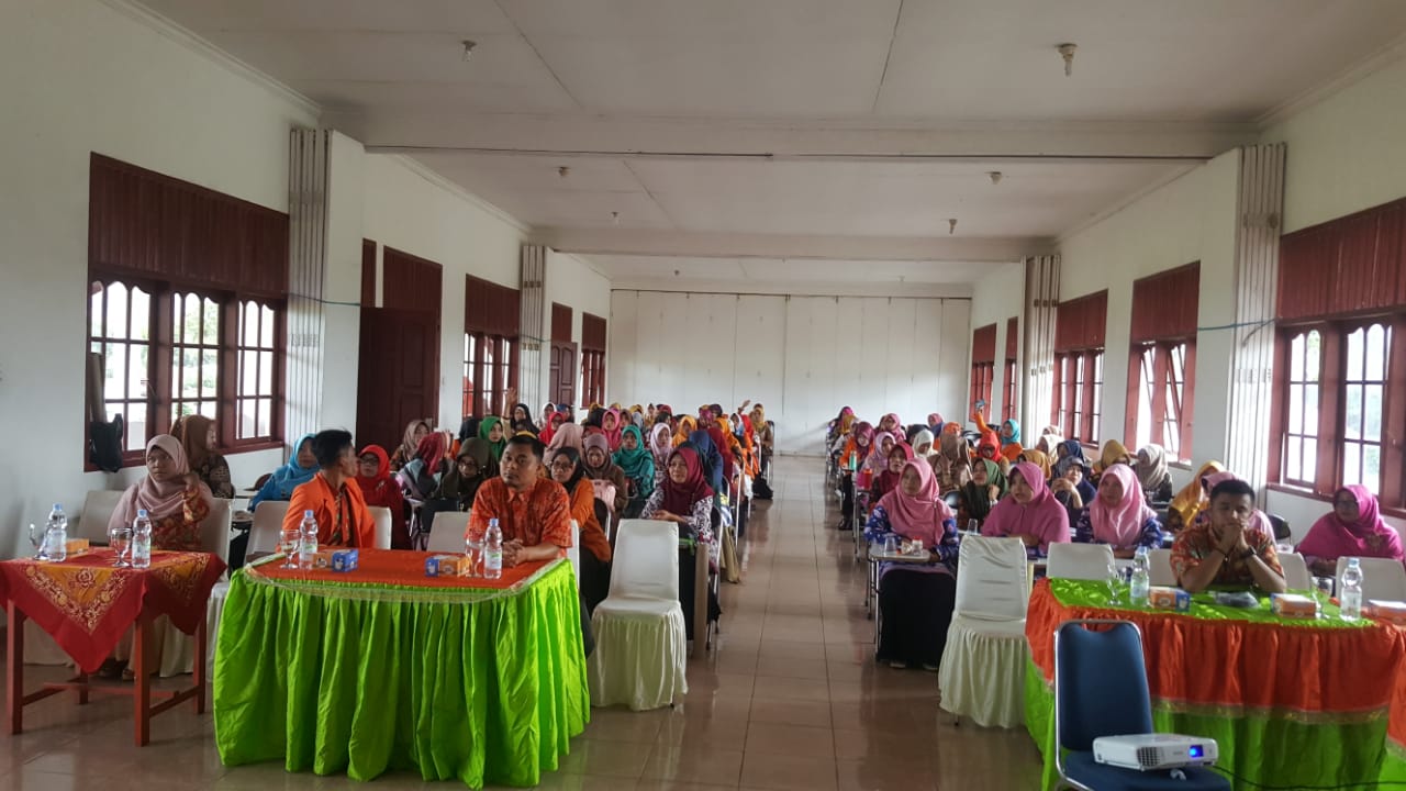 Kegiatan pelatihan keterampilan guru PAUD se Solsel, di Kampus Widyaswara, Muaralabuh. (Foto: Humas Pemkab Solok Selatan)