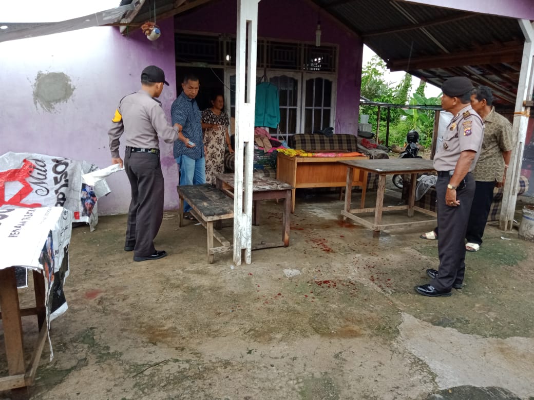 Suami-Istri di Bacok